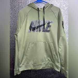 Men’s Nike Themra-fit Pullover hoodie
